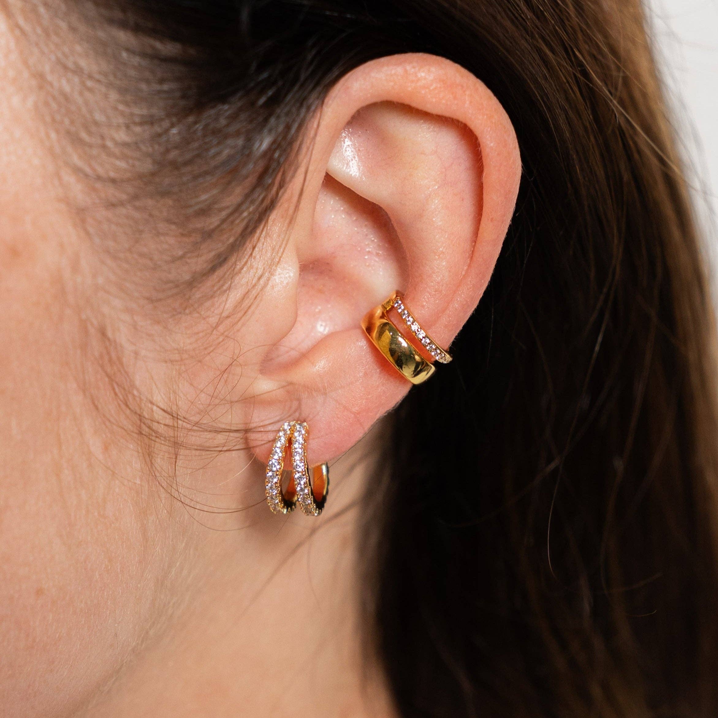 PAVE SHINE DOUBLE HOOPS