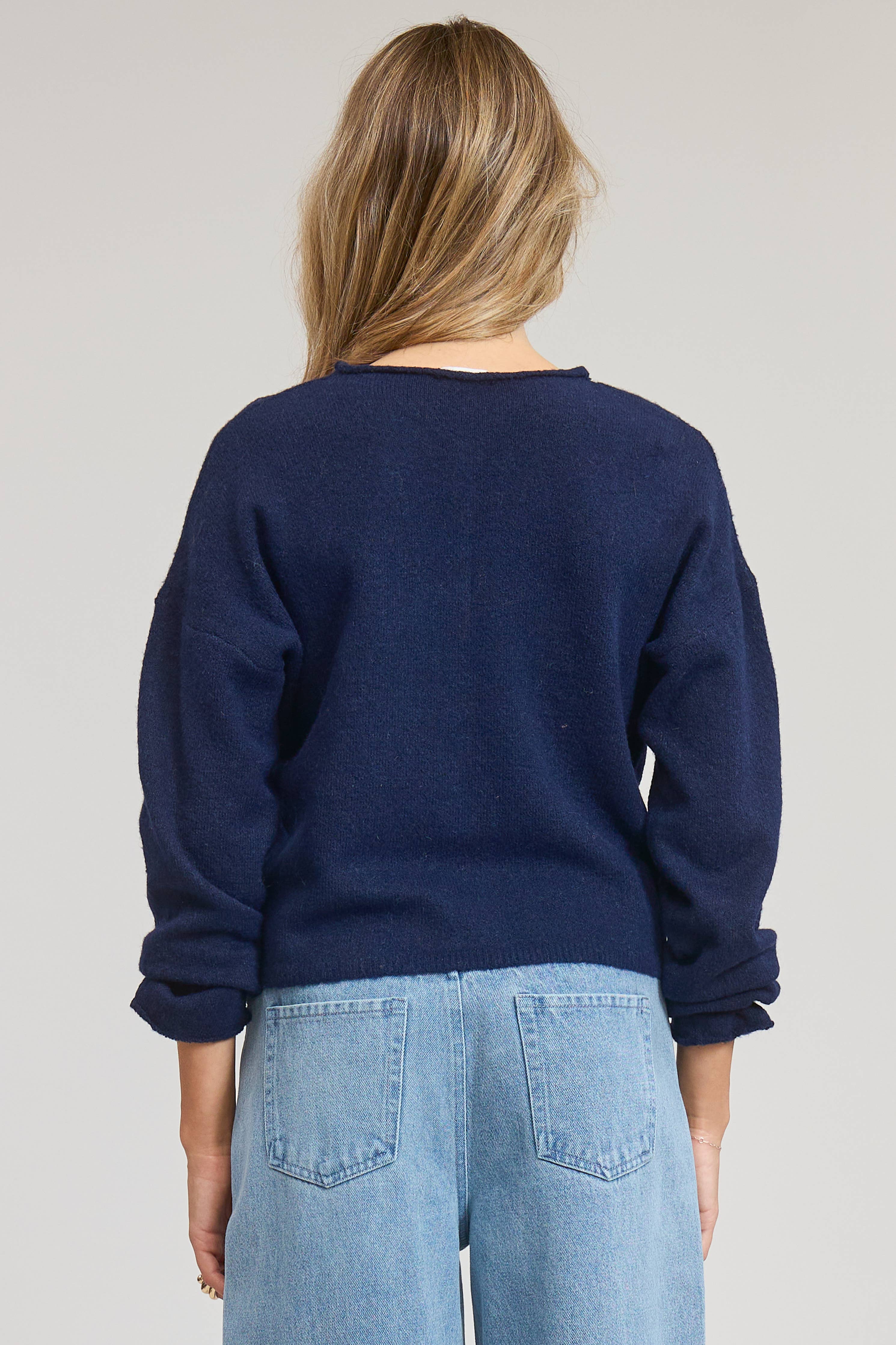 ESSENTIAL BUTTON DOWN CARDIGAN