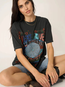  PEACE AND LOVE RELAX TEE