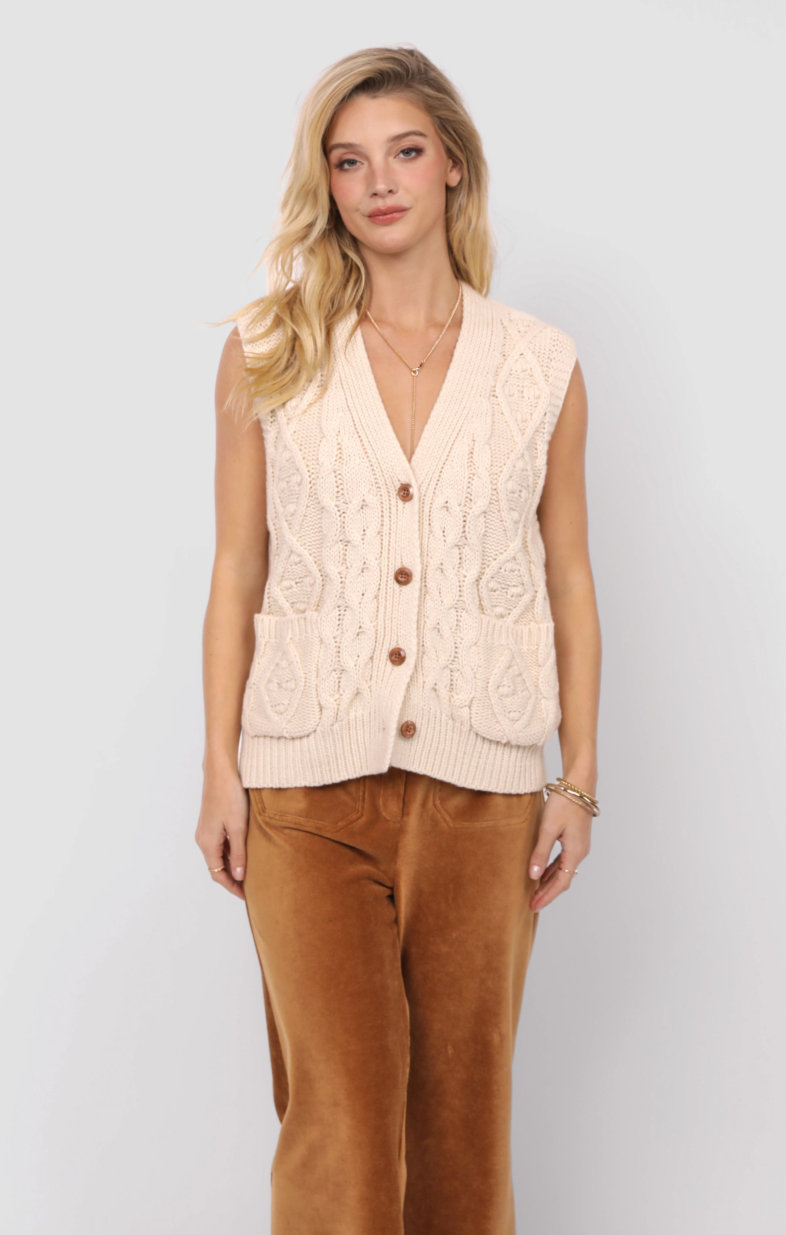 SWIFT CABLE KNIT CARDIGAN VEST