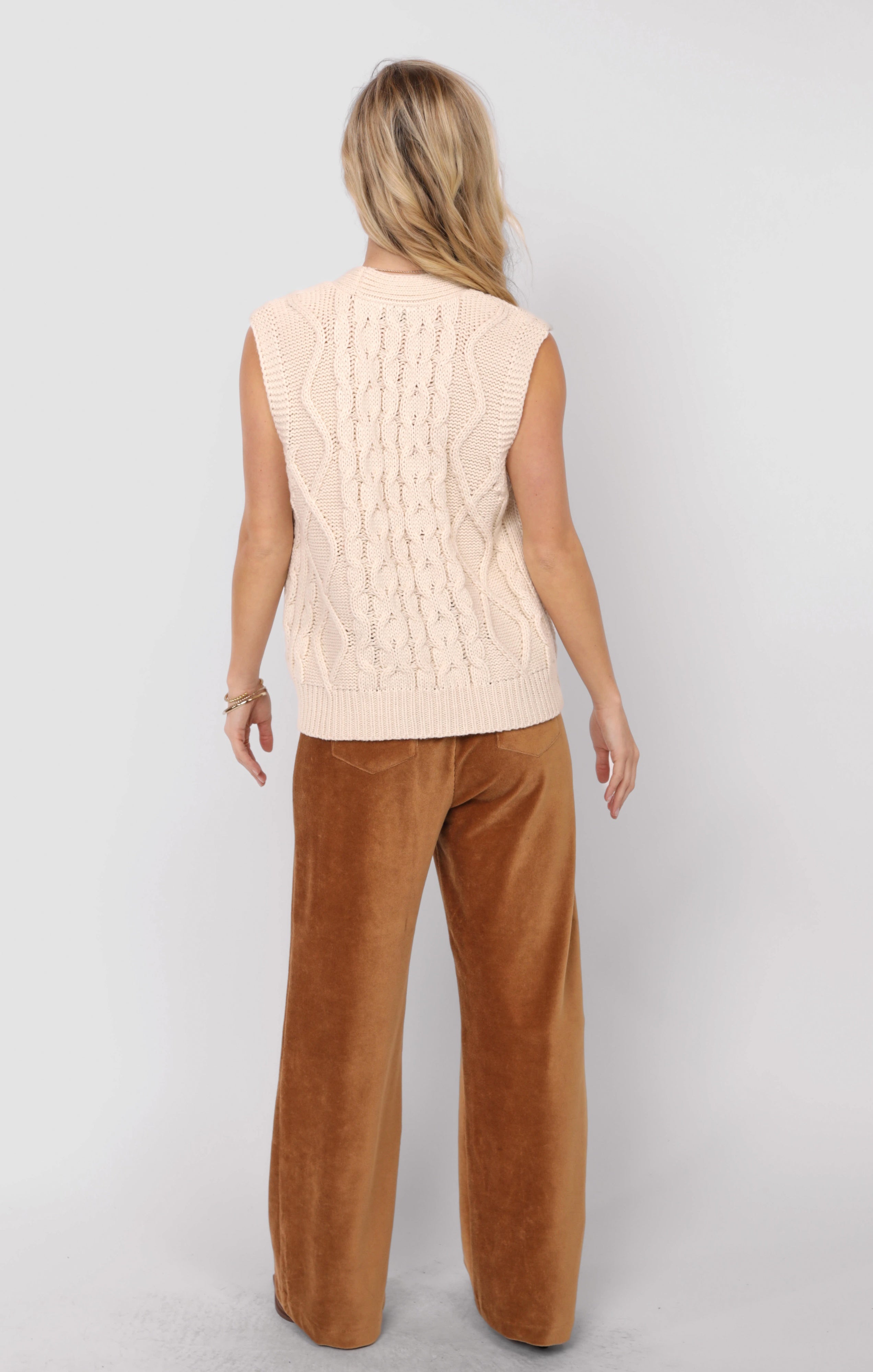 SWIFT CABLE KNIT CARDIGAN VEST