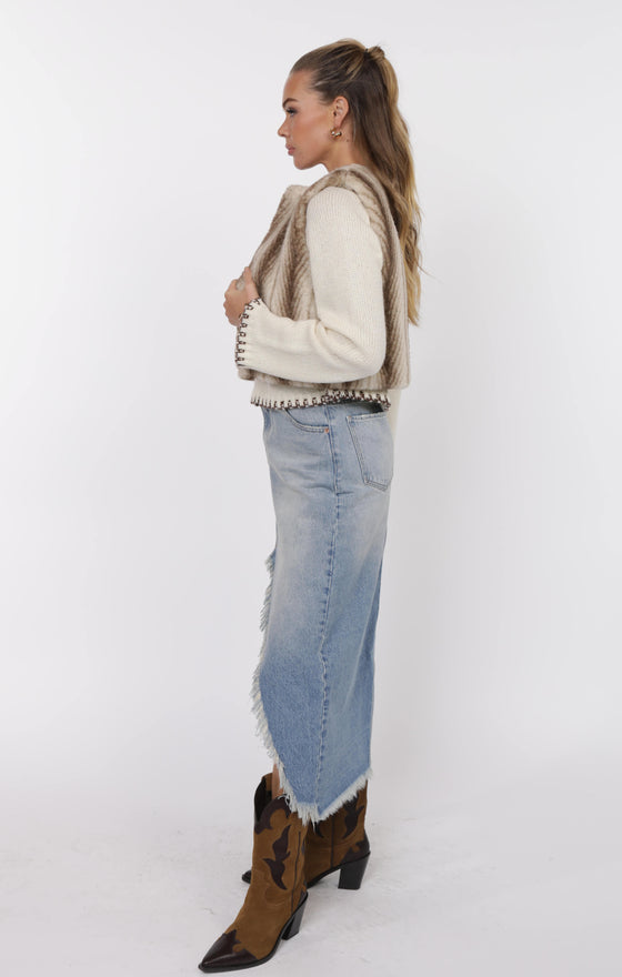 DEMI FAUX FUR CROPPED VEST