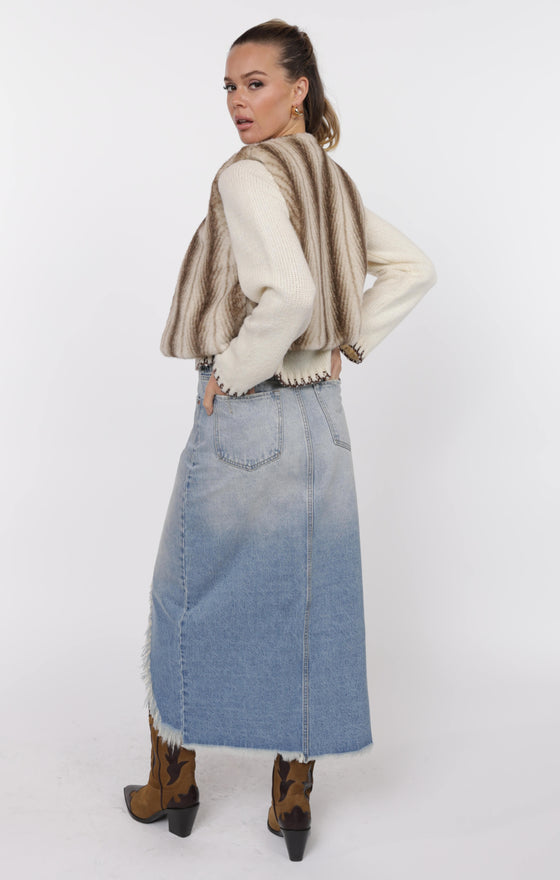 DEMI FAUX FUR CROPPED VEST