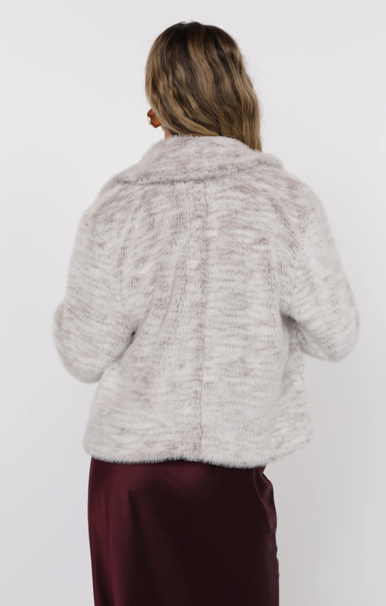 PRETTY FAB FAUX FUR COAT