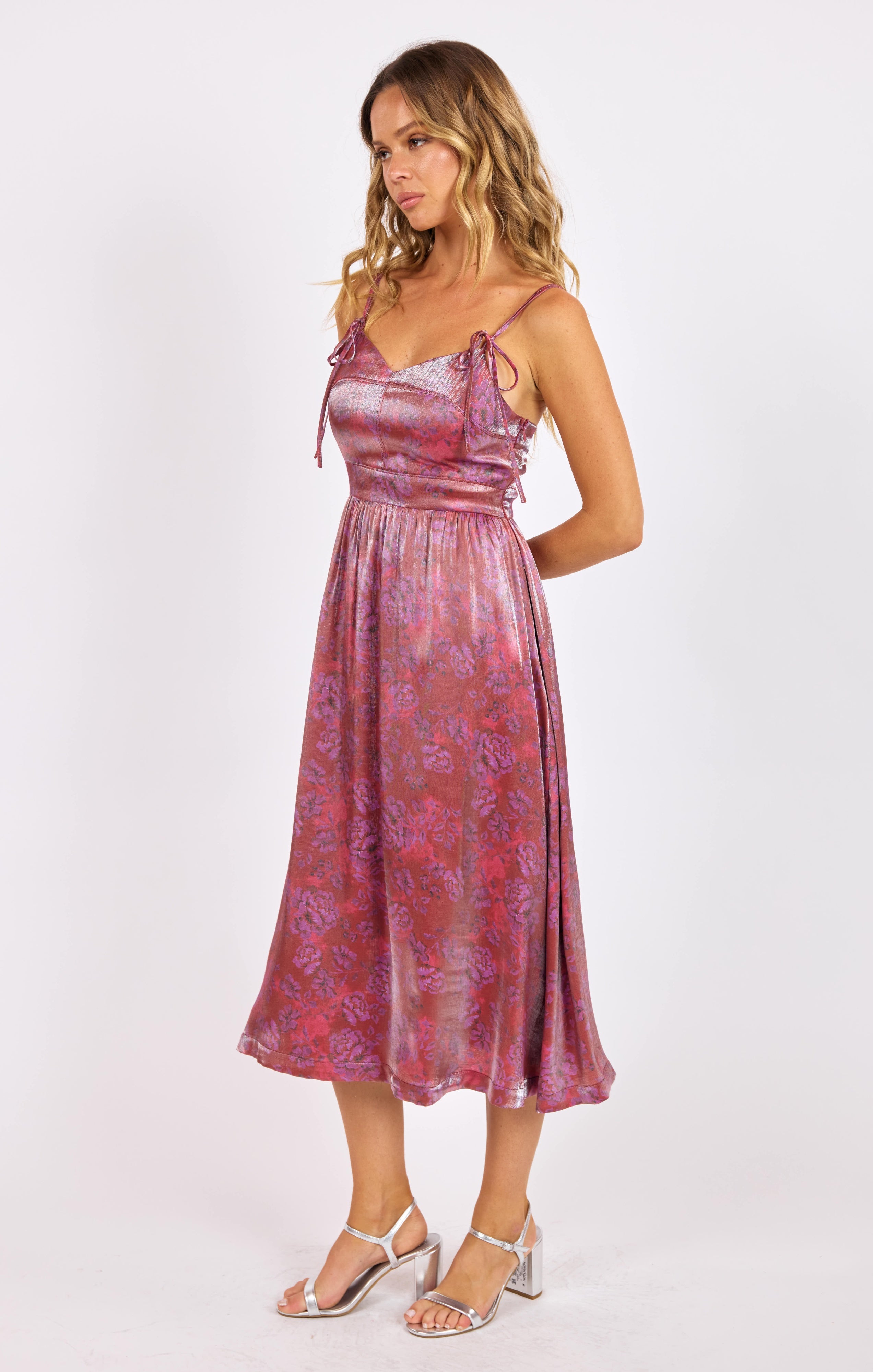 FLORAL GLOW MIDI DRESS