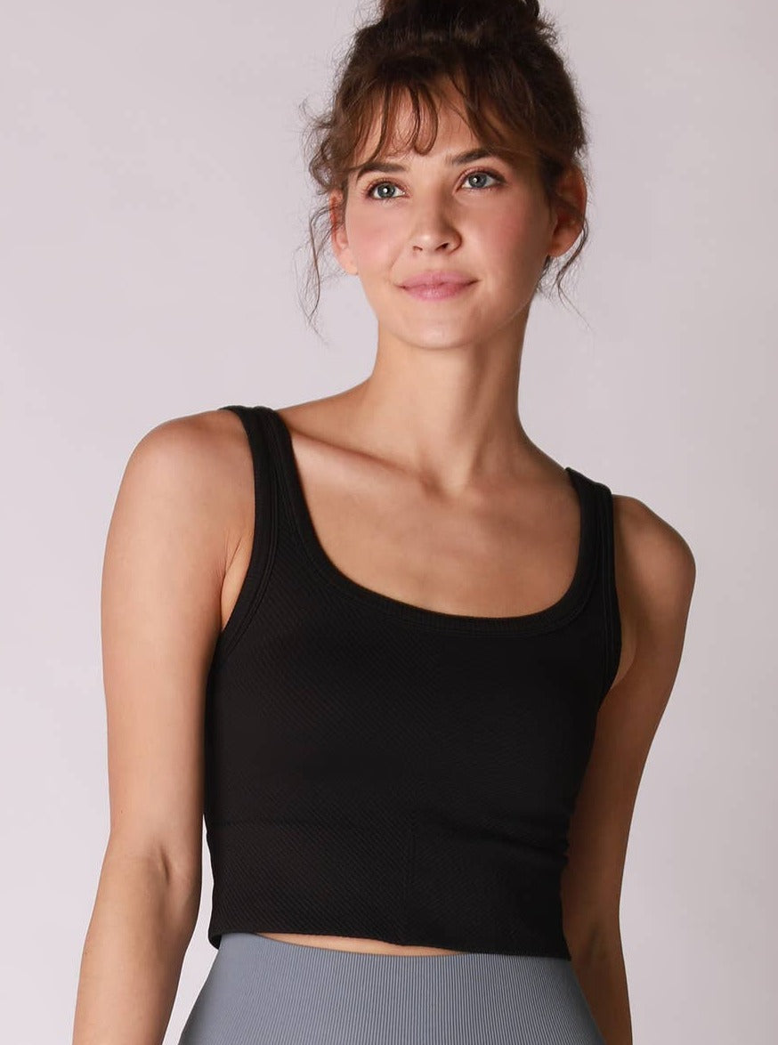 CHEVRON RIBBED CROP TOP - black