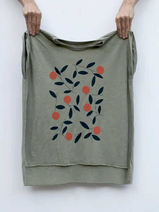 ROLLED CUFF TEE