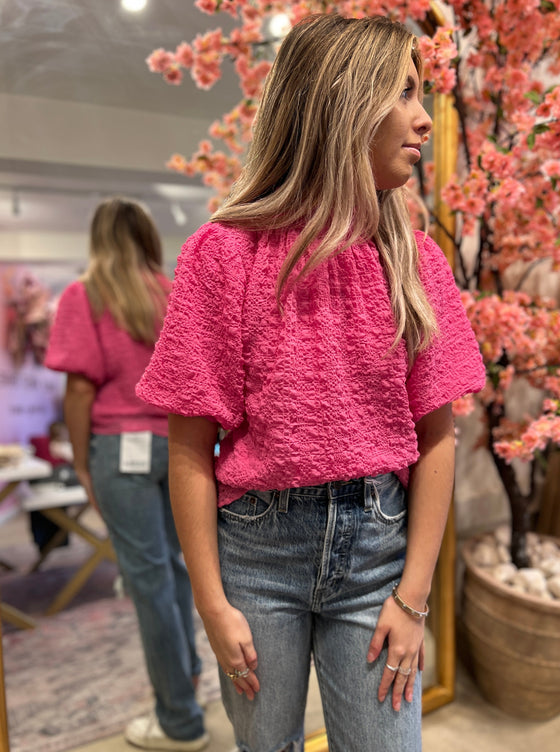 TEXTURED PUFF SLEEVE TOP